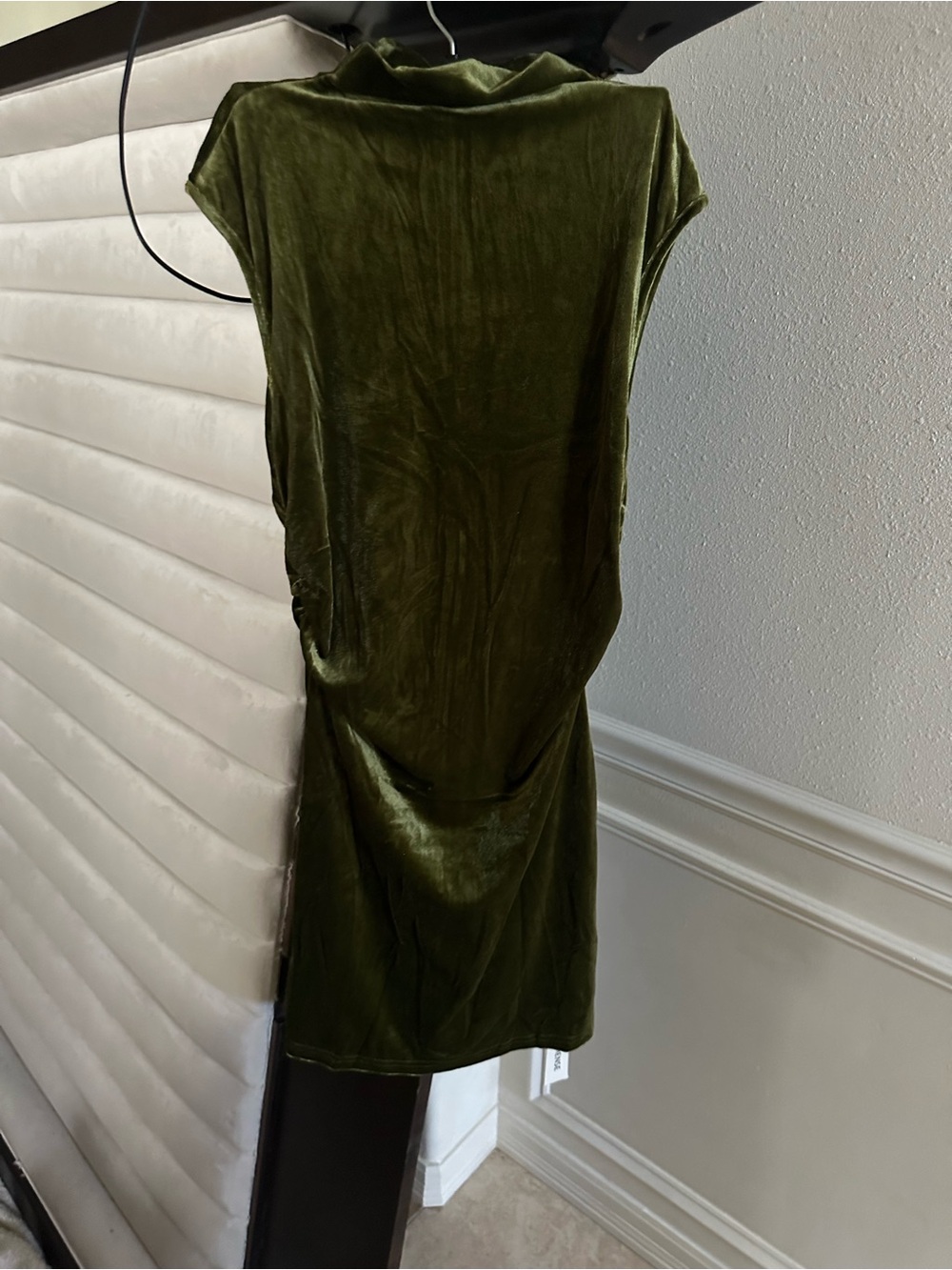 Commense Olive Velvet Midi Dress